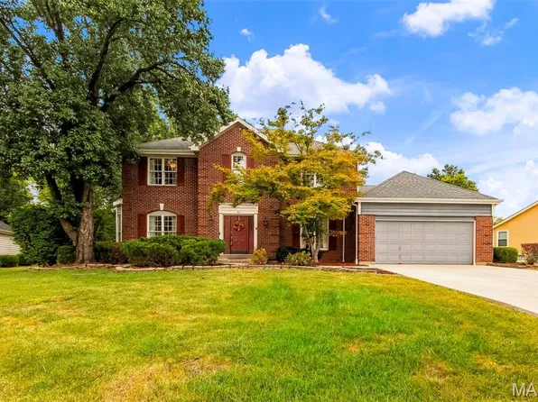 11 Silver Leaf Ct, Lake Saint Louis, MO 63367