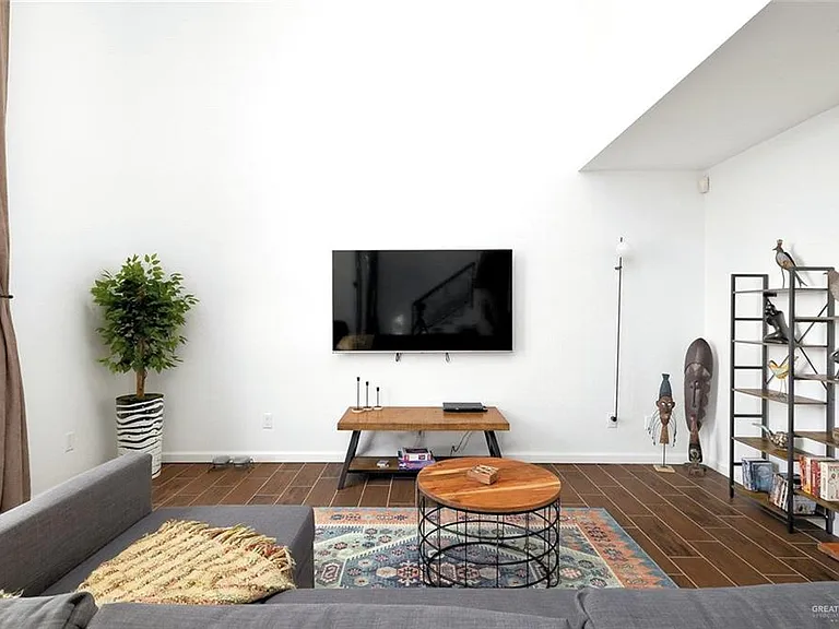 3014 Rose Ellen Dr — Photo 4