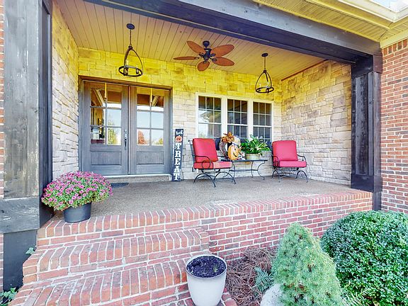 3rd image of 103 Stanley Davis Cir