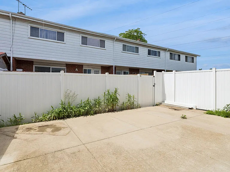 8058 W Lyons St #B — Photo 6