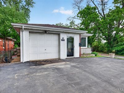 3927 Weber Rd, Saint Louis, MO, 63123