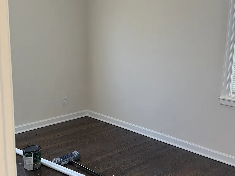 3303 Delavan Ave — Photo 6