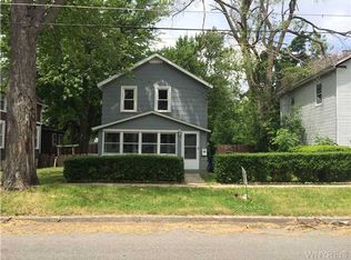 139 Olcott St, Lockport, NY 14094
