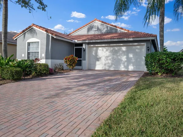 832 NW Greenwich Court, Port St Lucie, FL 34983