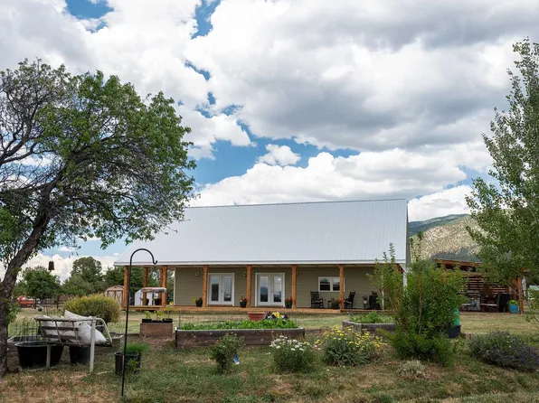54 Upper Rim Road E, Arroyo Seco, NM 87514-0000