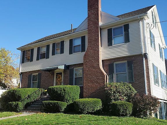 2nd image of 12 Dean St