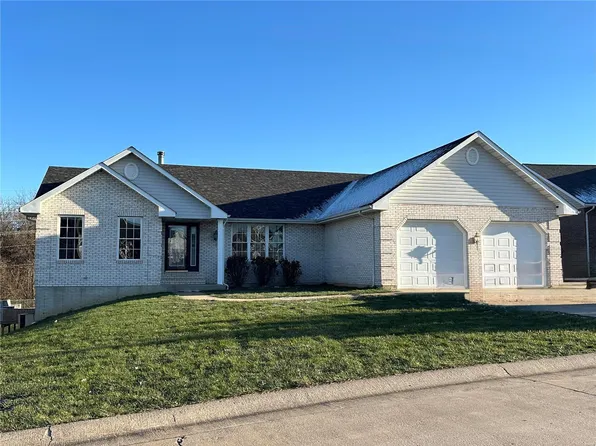356 Hummingbird Ln, Hannibal, MO 63401