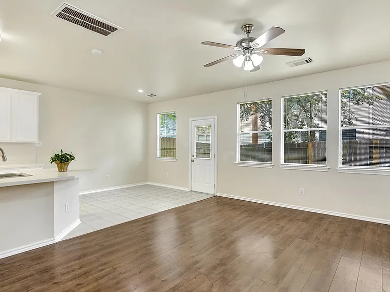 39 S Camellia Grove Cir — Photo 10