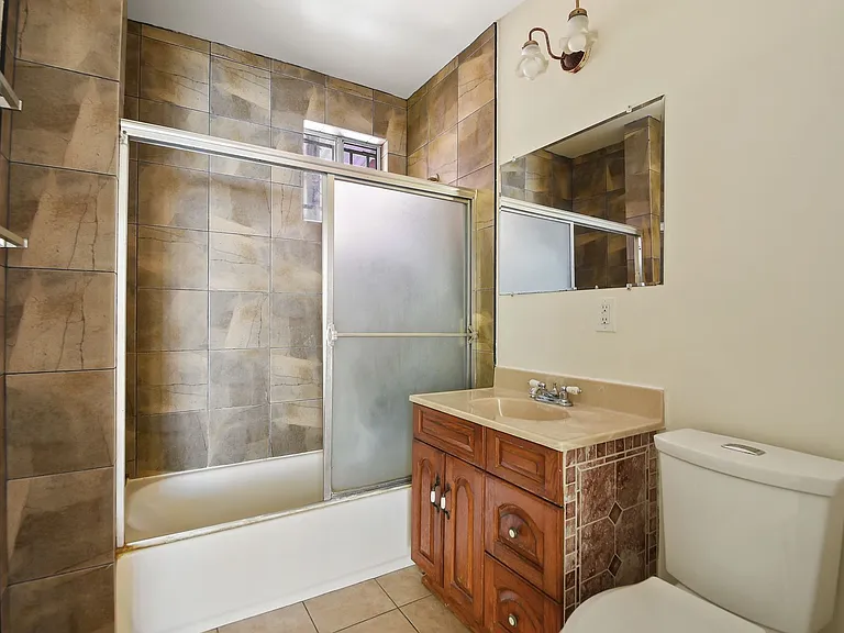 14701 Marigold Ave — Photo 9