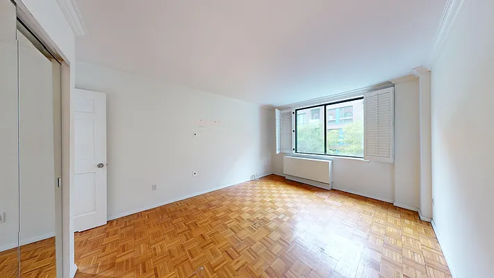 Rented by Bond New York | media 7