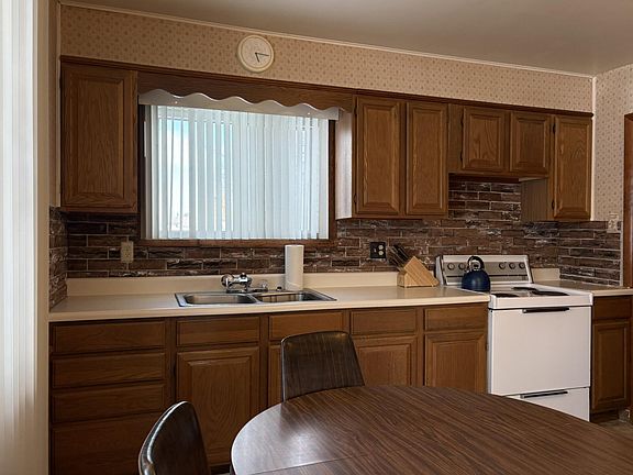 3rd image of 16565 County Road 451