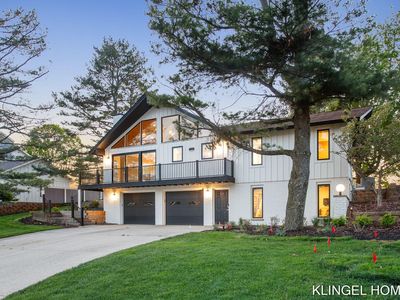 127 Emmet St, Grand Haven, MI, 49417