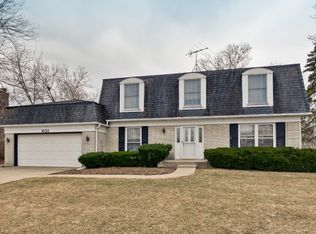 601 W Golf Rd, Libertyville, IL 60048