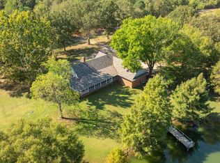 825 Burch Dr, Moscow, TN 38057