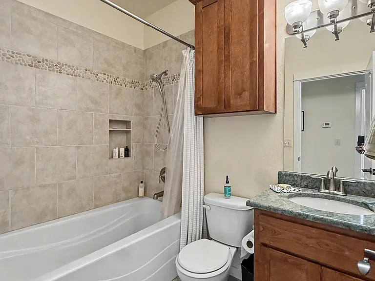 910 Stoneridge Ave — Photo 8