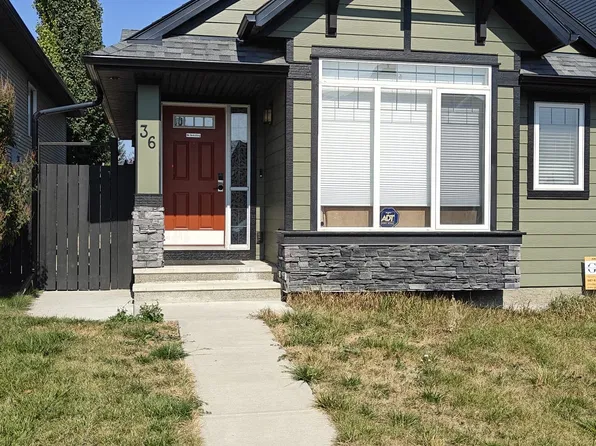 36 Silverado Range Close SW #36, Calgary, AB T2X 0C3
