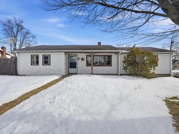 325 Granby Rd, Chicopee, MA 01013