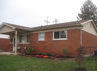 7563 Birch St, Taylor, MI 48180