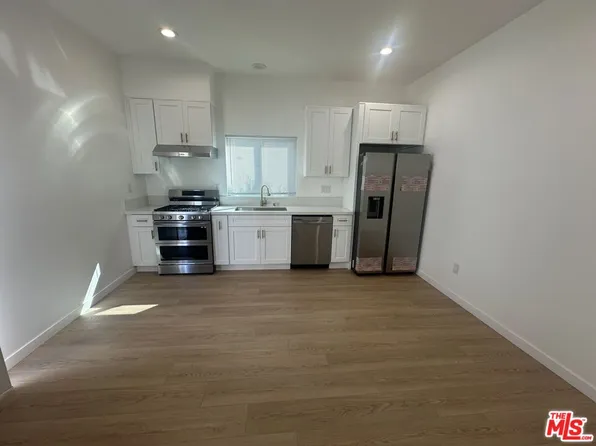 1174 1/2 S Windsor Blvd, Los Angeles, CA 90019