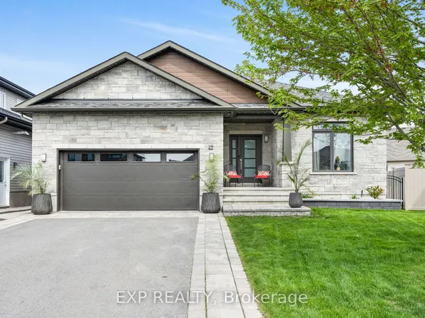 42 Granite St, Clarence Rockland, ON K4K 0J1