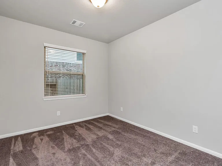4406 Low Meadow Ln — Photo 29
