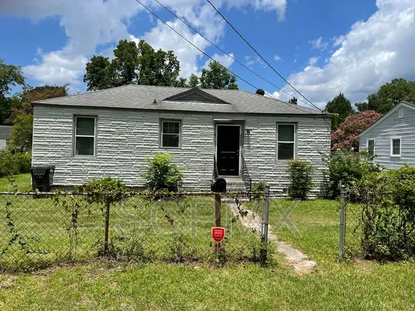 2652 Lawrence St, North Charleston, SC 29405