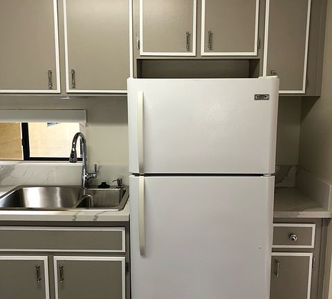 4th image of 3628 Monroe Ave #19