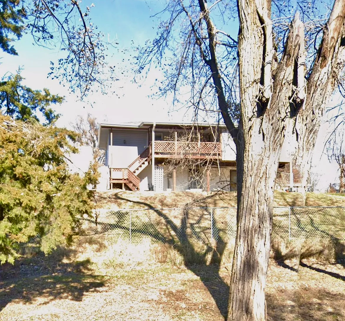 3 bed, 1.5 bath, 1603 sqft, $2,400 — Photo 4