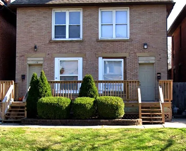 1372 Indianola Ave — Photo 5