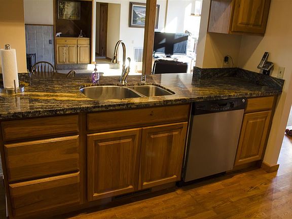 5th image of 14882 Glenshire Dr