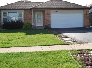 19760 S Woodruff Ct, Frankfort, IL 60423