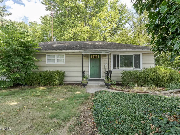 5204 Silvertown Dr, Sylvania, OH 43560