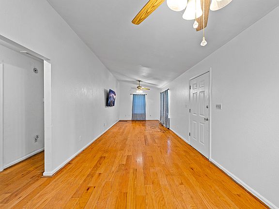 5th image of 18003 Rakestraw Dr