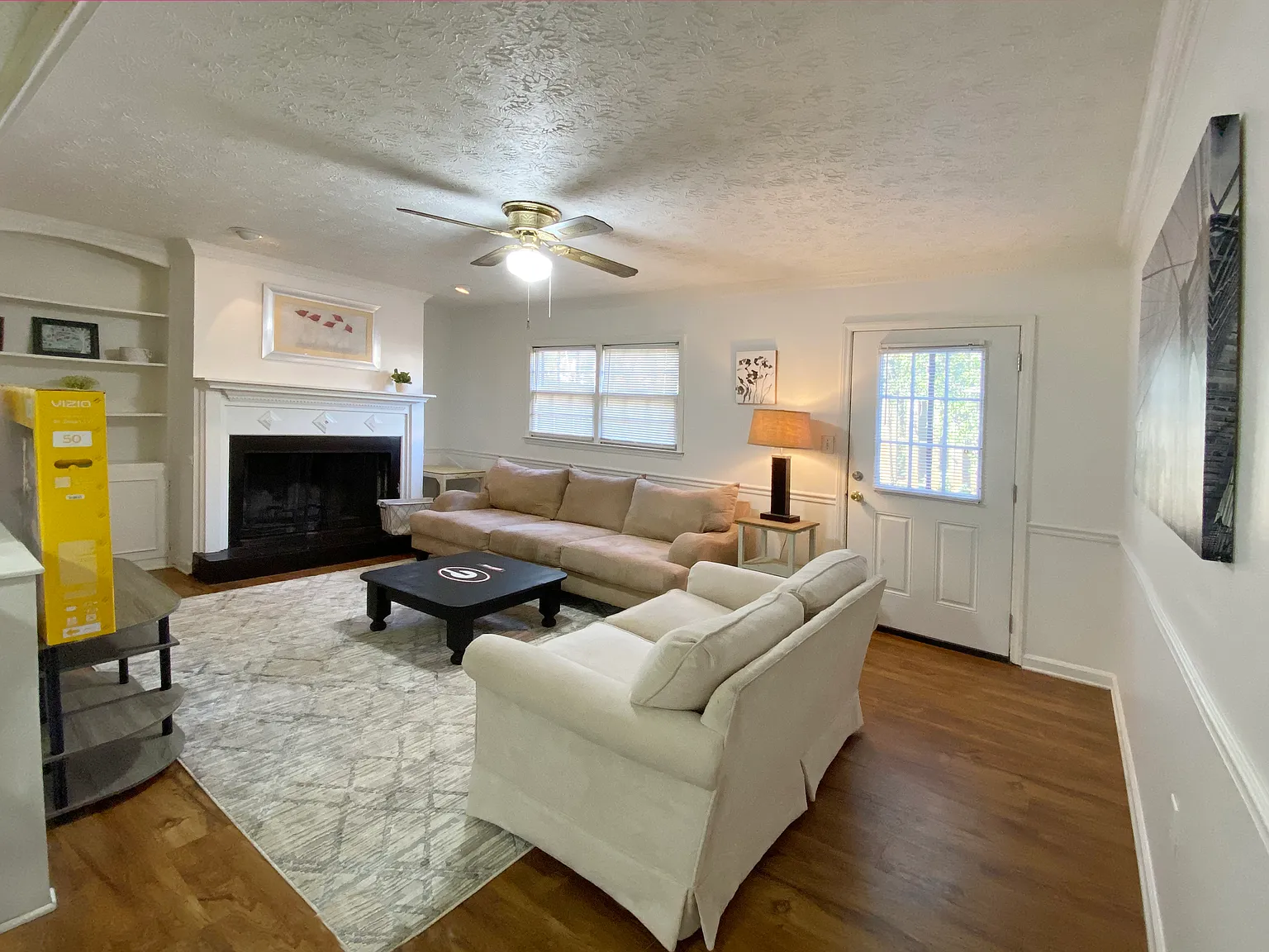 2 bed, 2.5 bath, 1178 sqft, $2,085 — Photo 4