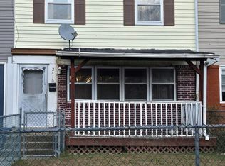 2416 Fleetwing Dr, Levittown, PA 19057
