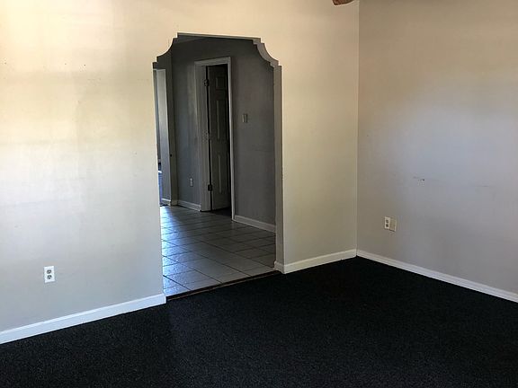 3rd image of 3553 Wingfield Dr