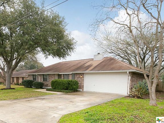 2nd image of 1521 Heather Ln
