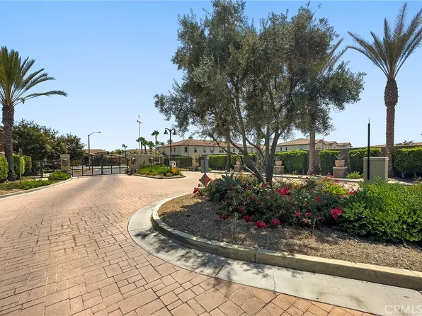 12393 Heritage Springs Dr, Santa Fe Springs, CA 90670