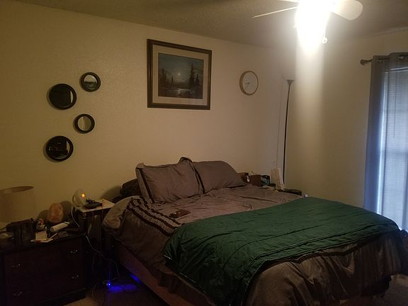 3rd image of 204 Bucknell Ct