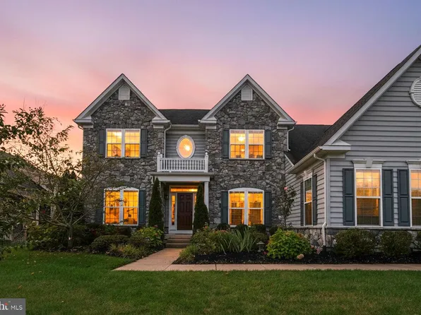 42549 Fawn Meadow Pl, Chantilly, VA 20152