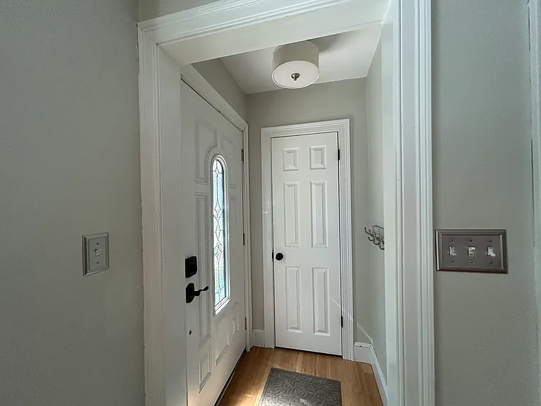 47 Naples Ave — Photo 2