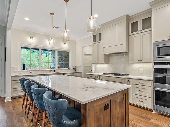 5th image of 4212 Indian Creek Ct
