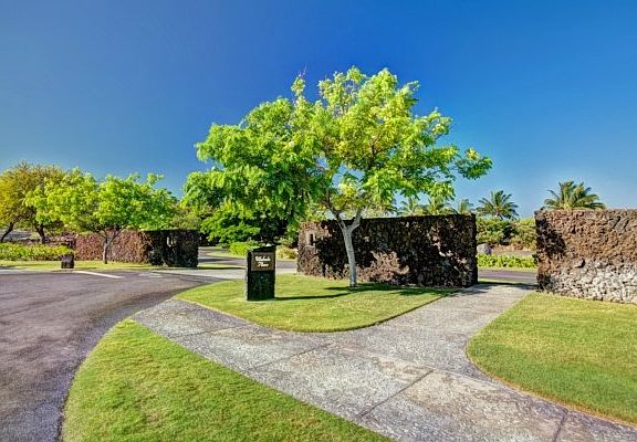2nd image of 72-100 Uluhala Pl Lot 21