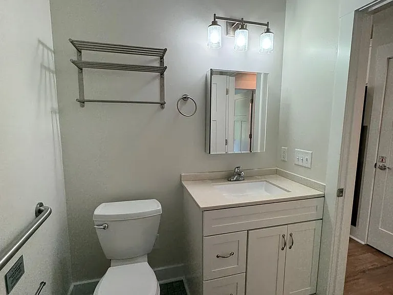 503 Pecan Tree Ln — Photo 11
