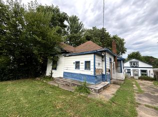 2450 N Lyon Ave, Springfield, MO 65803