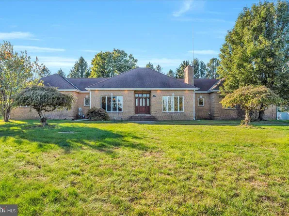 104 Mattera Dr, Minotola, NJ 08341
