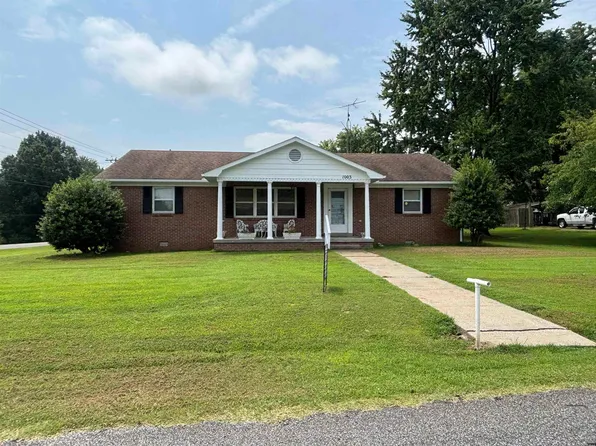 1003 W 3rd St, Fulton, KY 42041