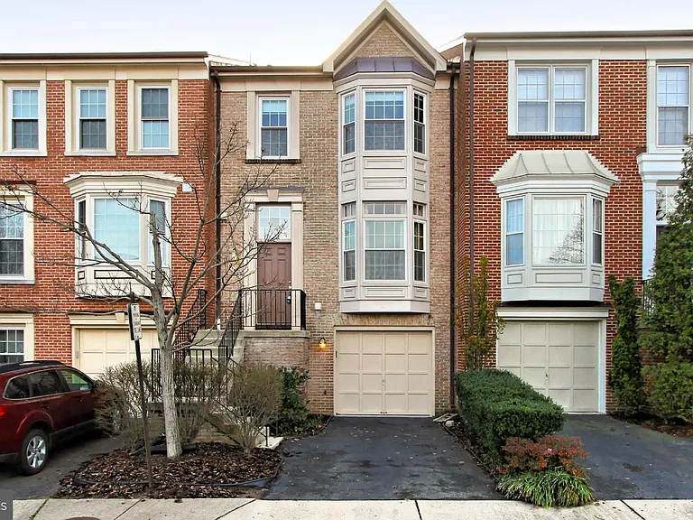 6153 Braeleigh Ln — Photo 34