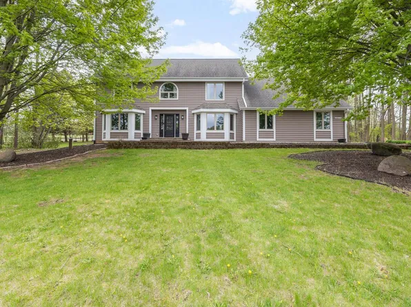 N77W24195 Hidden Oaks DRIVE, Lisbon, WI 53089