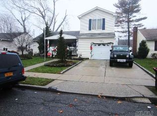 1776 Relyea Dr, Merrick, NY 11566